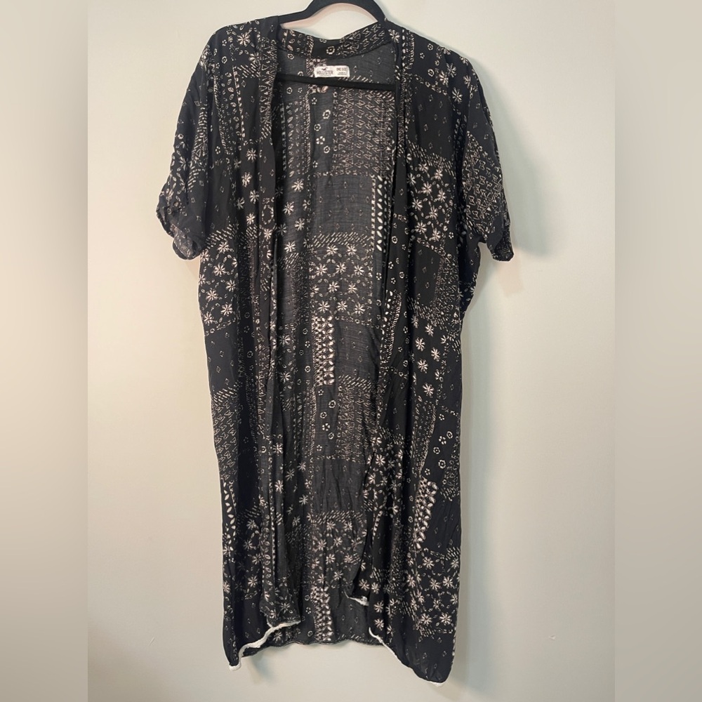 Hollister Co. Womens Kimono Sz One Size Black Abstract Boho